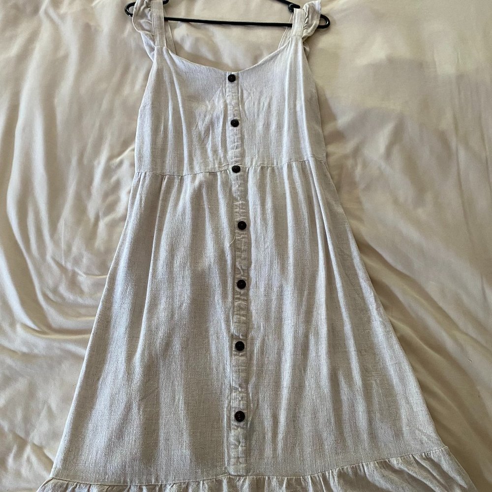 Monteau Linen Ruffled Shoulder Button Front Midi Dress | Size: L